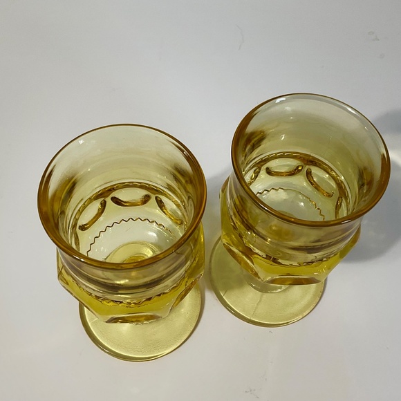 VTG Large Indiana Glass Amber Kings Crown Thumbprint Set of 2 - Picture 4 of 5